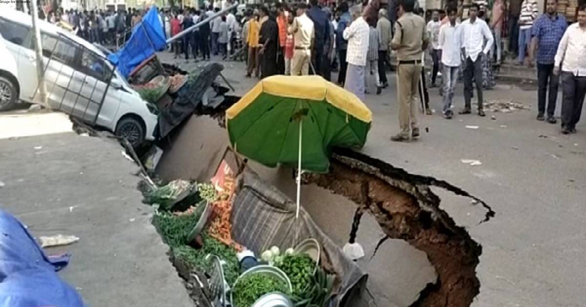 Road caves in Hyderabad, no injuries reported, investigation on